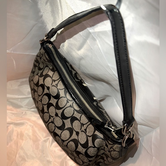 Coach shoulder bag - Picture 8 of 11